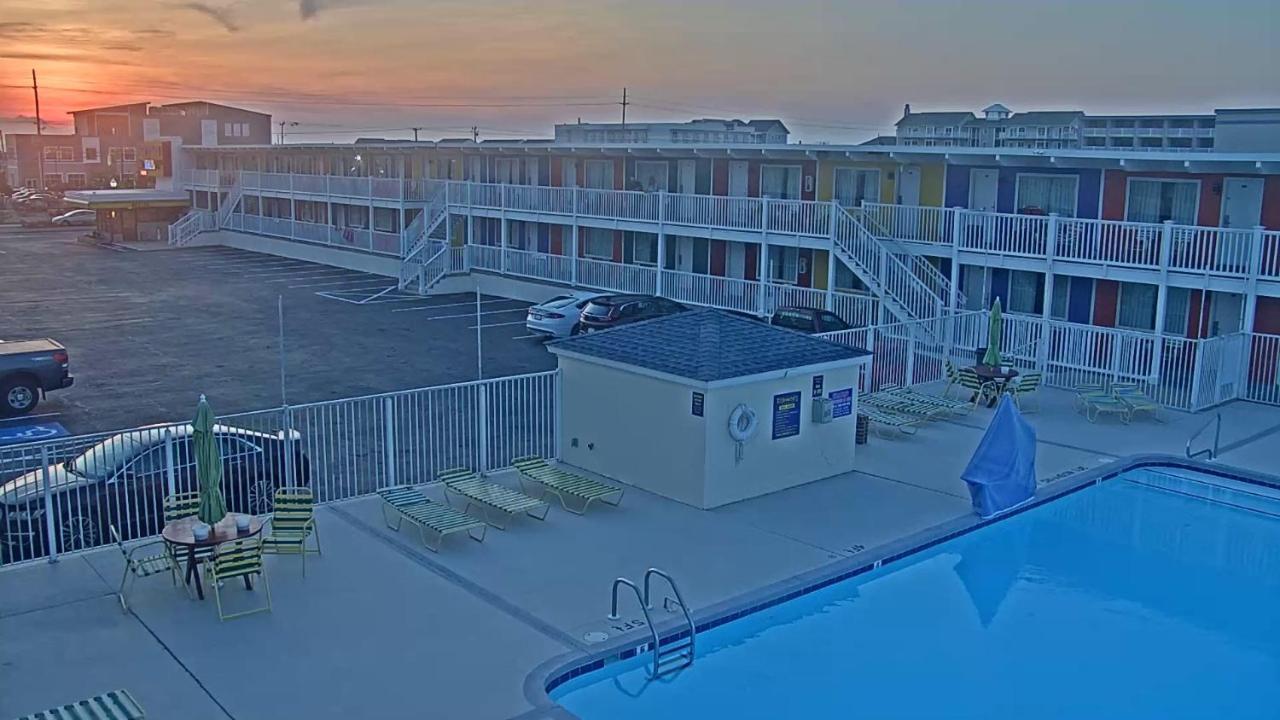 Fish Tales Boardwalk Inn & Ocean Mecca Motel Ocean City Exterior photo
