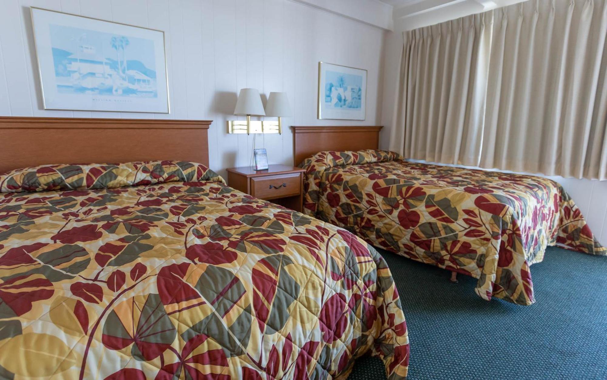 Fish Tales Boardwalk Inn & Ocean Mecca Motel Ocean City Exterior photo