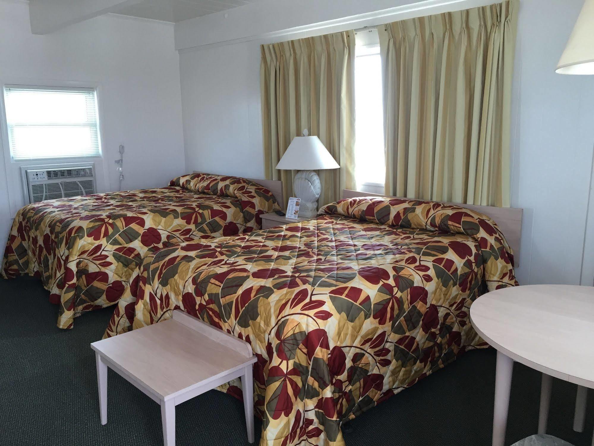 Fish Tales Boardwalk Inn & Ocean Mecca Motel Ocean City Exterior photo